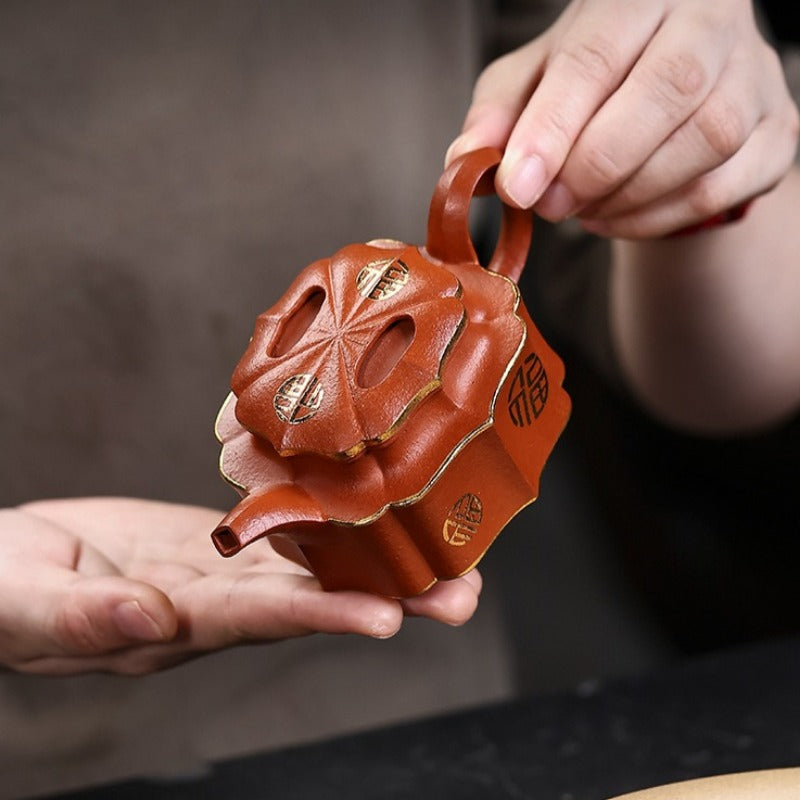 Théière Yixing Zisha entièrement faite à la main [Jin Ling Fu Wen] (Zhu Sha Zhu Ni - 150 ml)