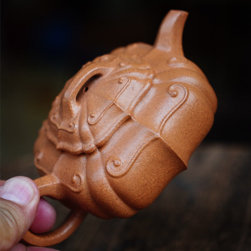 Full Handmade Yixing Zisha Teapot [Jinnang Ruyi Pot] (Jiang Po Ni - 190ml)