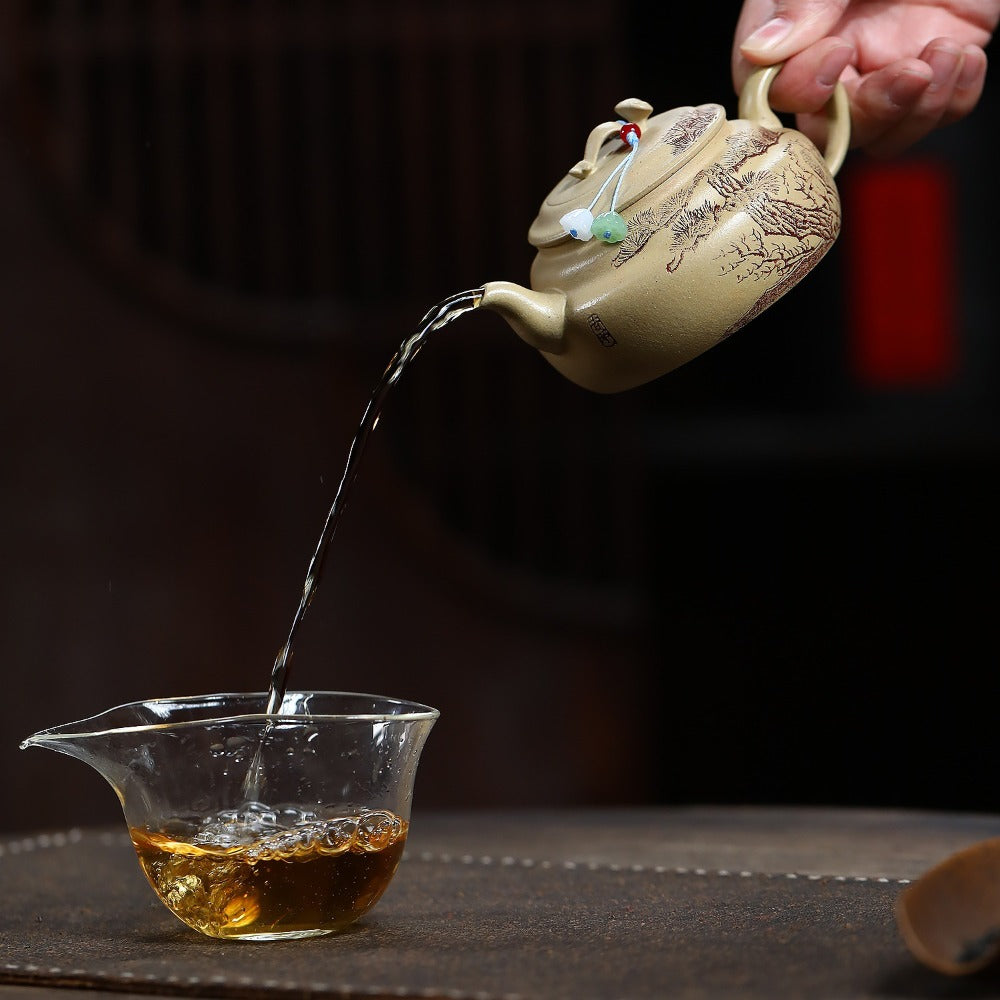 Yixing Zisha Teekanne [Ruyi Song Ying] (Bensan Lu Ni - 220ml)