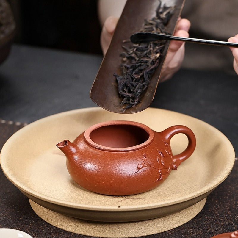 Théière Yixing Zisha entièrement faite à la main [Chun Hua] (Zhu Sha Zhu Ni - 180 ml)