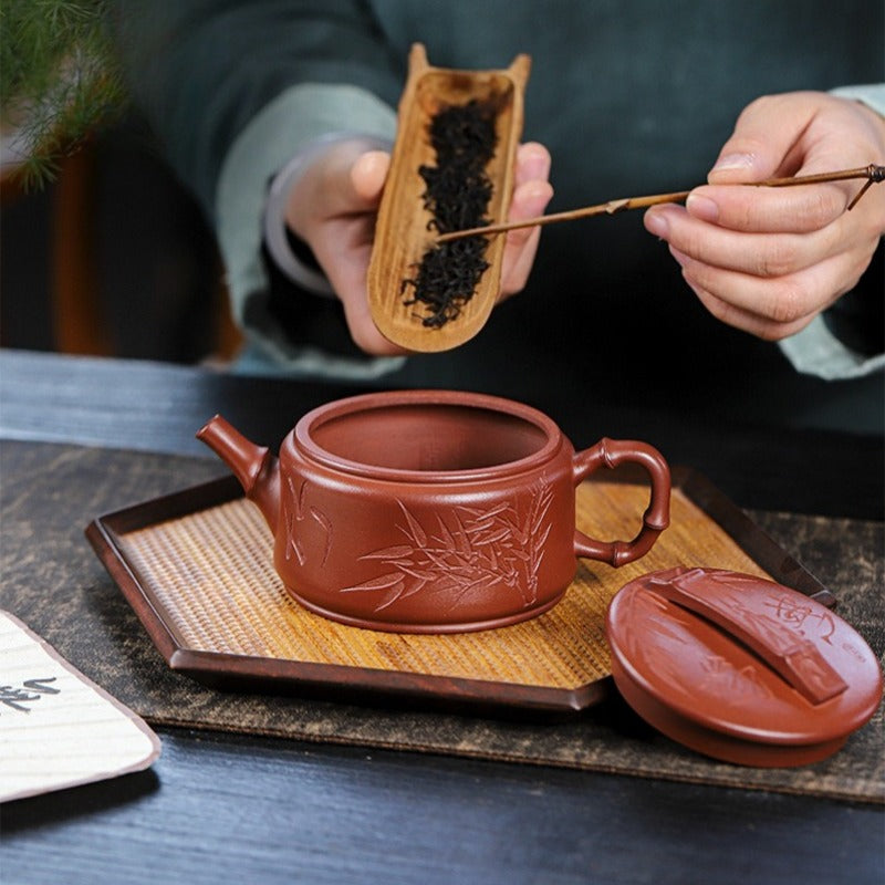 全手工宜兴紫砂茶壶 [竹海飘香汉瓦] (红皮龙 - 320ml)