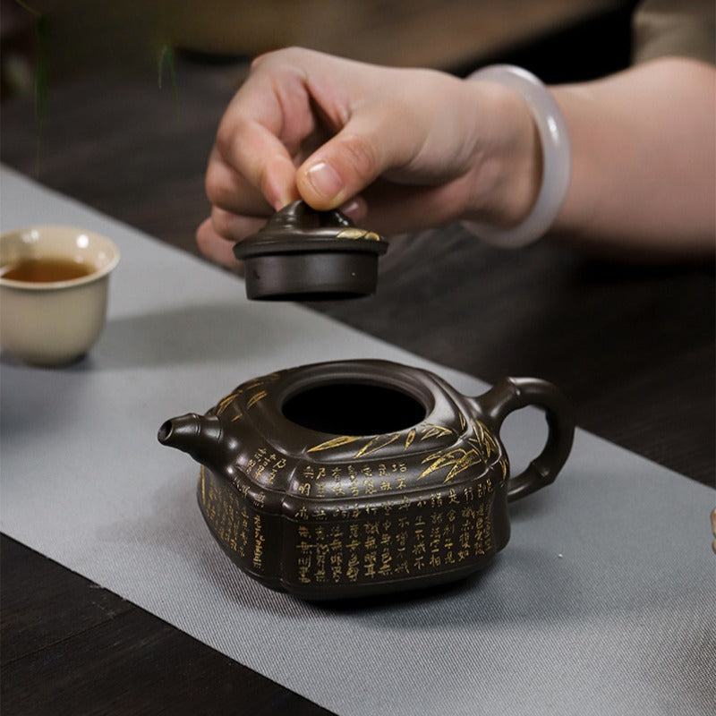 Full Handmade Yixing Zisha Teapot [Chou Jiao Zhu Gu] (Feicui Qing Zi Ni - 300ml)