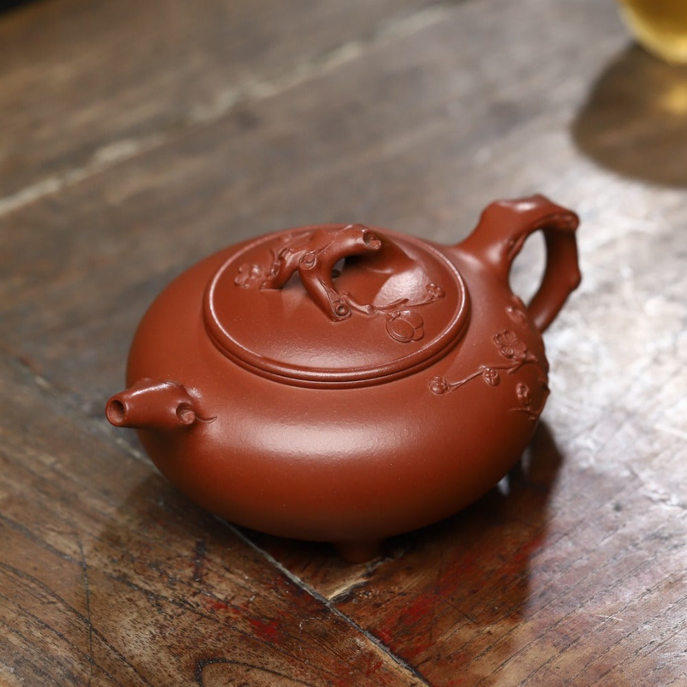 Full Handmade Yixing Zisha Teapot [Plum Blossom Tripod Pot] (Qing Shui Ni - 370ml)
