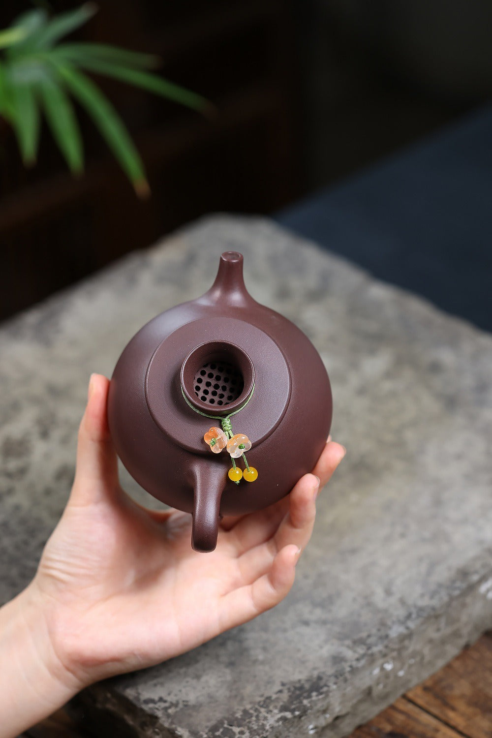 Yixing Zisha Teapot [Tang Yu Shi Piao] (Zi Ni/Qinghua Duan - 230ml)