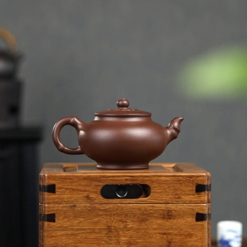 全手工宜兴紫砂茶壶 [雅竹壶] (紫泥 - 300ml)
