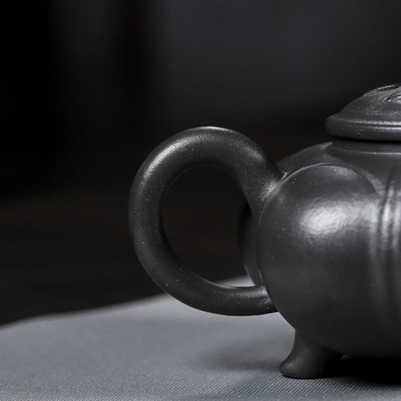 Full Handmade Yixing Zisha Teapot [Lianhua Ding] (Tian Qing Ni - 320ml)