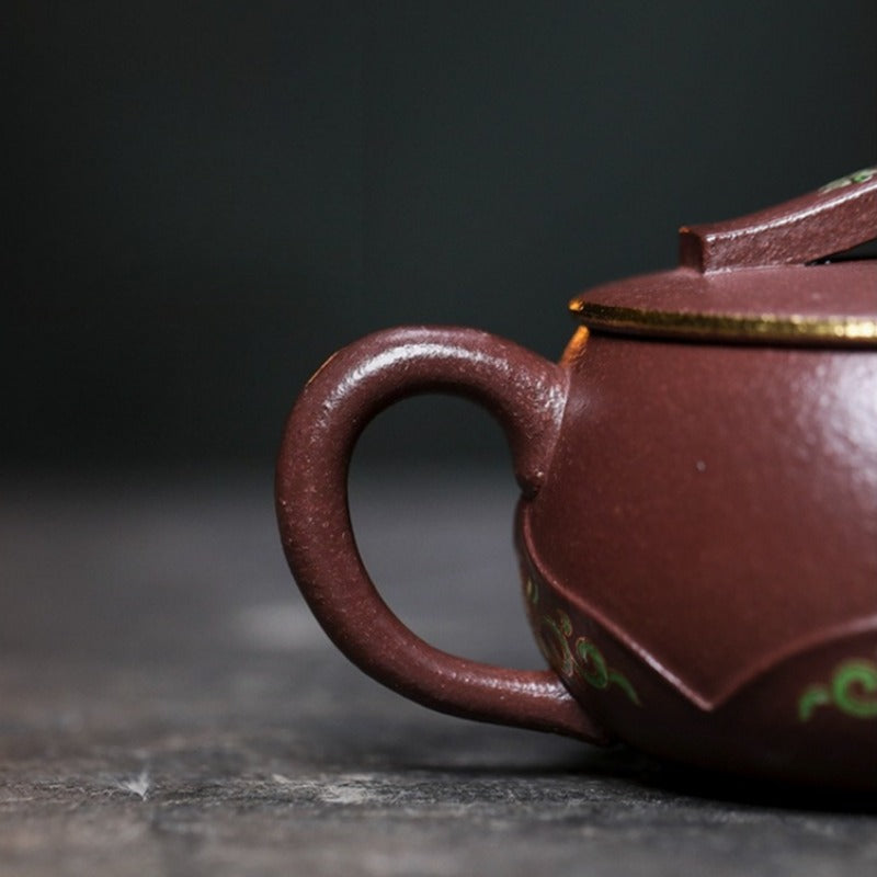 全手工宜兴紫砂茶壶 [竹影莲花] (30目紫泥 - 170ml)