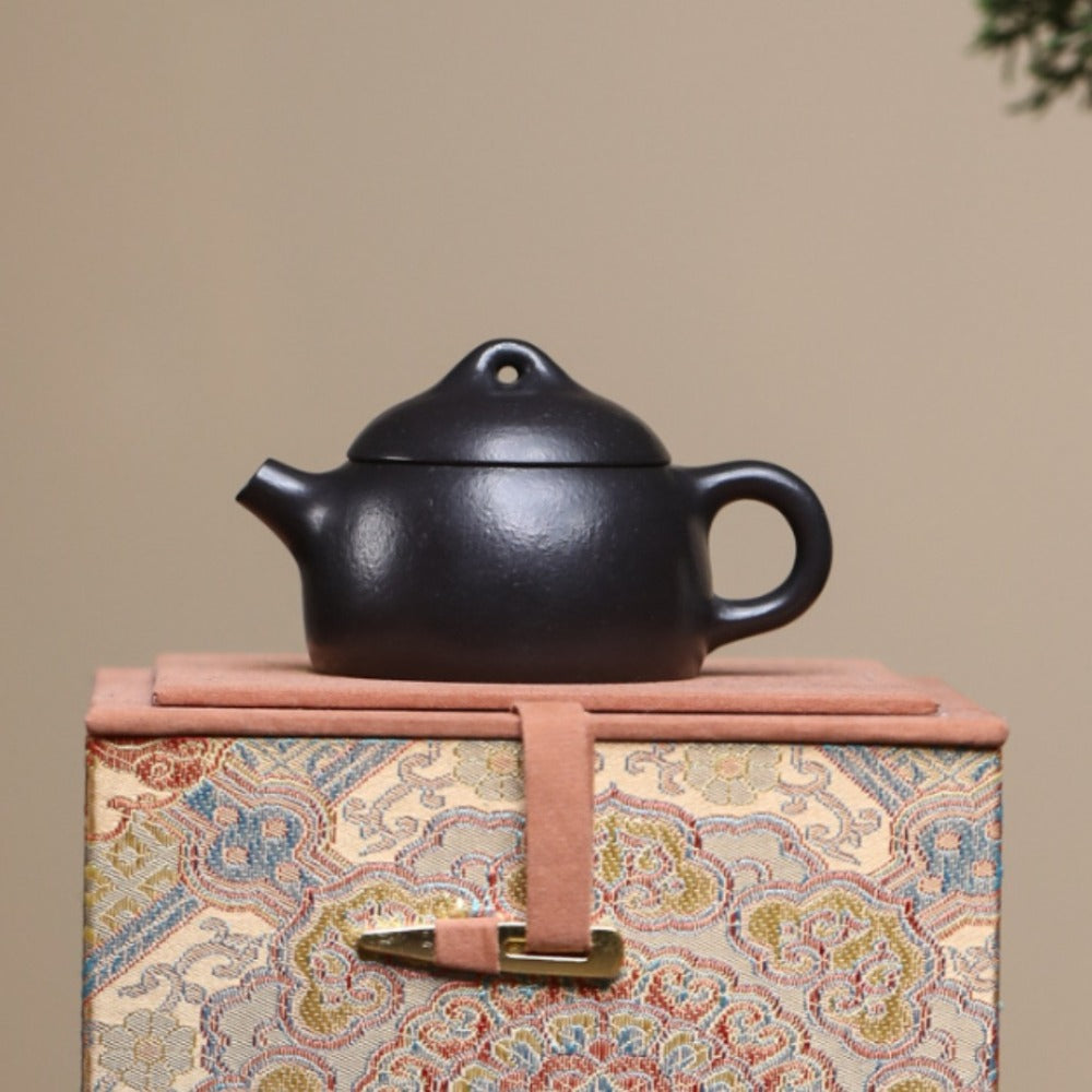 Yixing Zisha Teapot [Mini Qin Quan] (Wrinkled Skin Zhu Ni - 50ml)