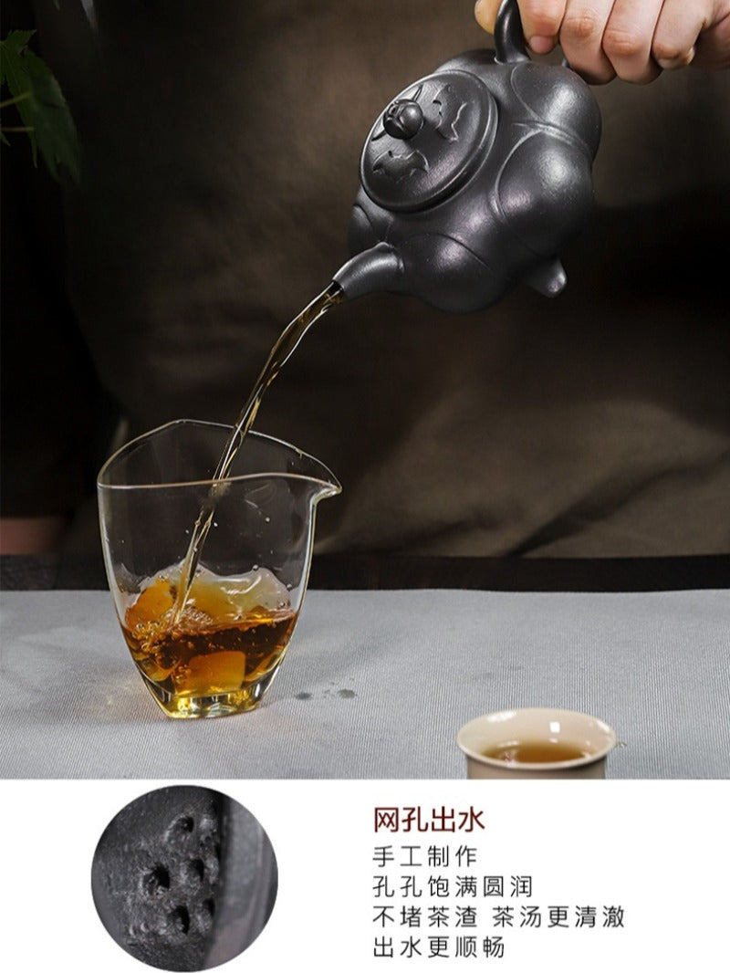 Full Handmade Yixing Zisha Teapot [Lianhua Ding] (Tian Qing Ni - 320ml)