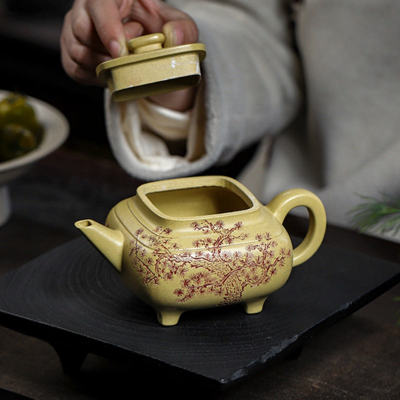 Full Handmade Yixing Zisha Teapot [Song Yun Cha Xiang] (Bensan Lu Ni - 400ml)