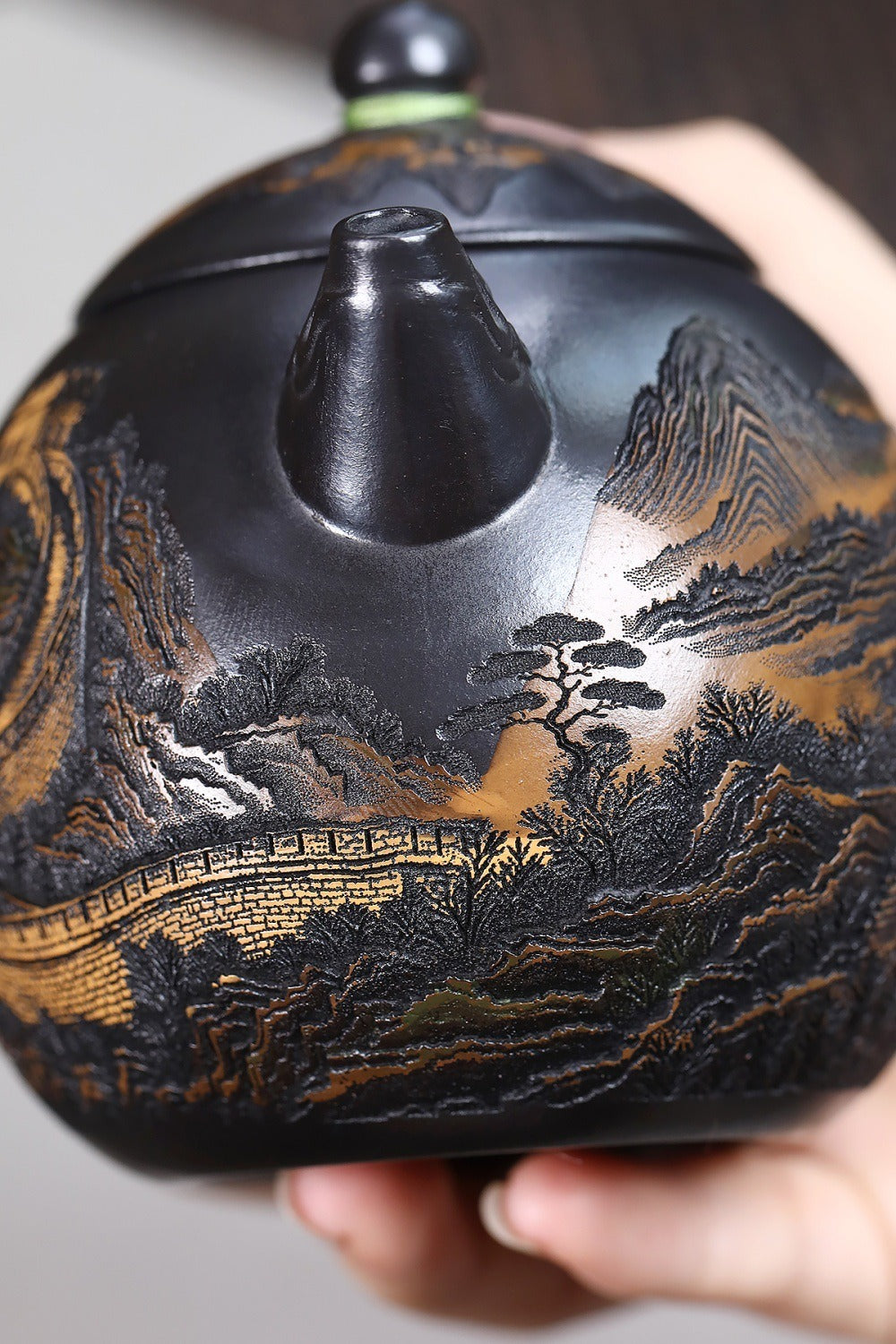 Yixing Zisha Teapot [The Great Wall] (Shi Huang - 320ml)