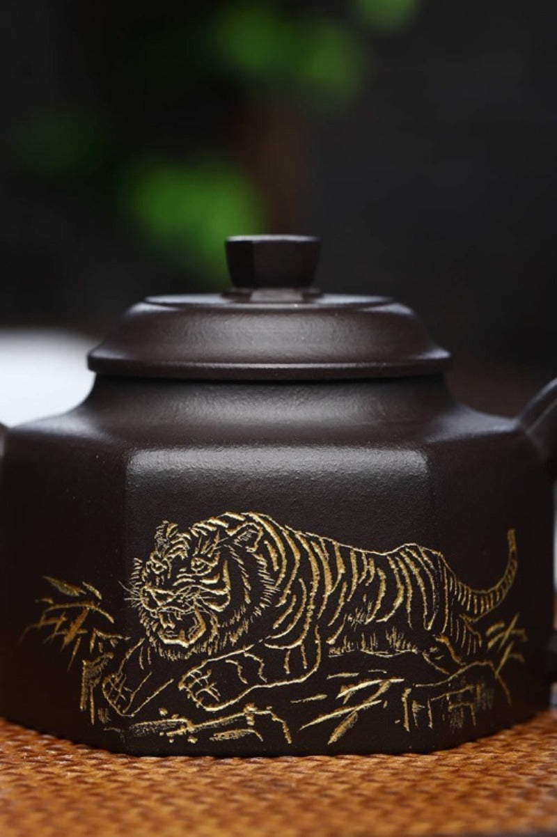 Tetera de Zisha de Yixing completamente hecha a mano [Jianliu De Zhong] (Shi Huang - 300ml)