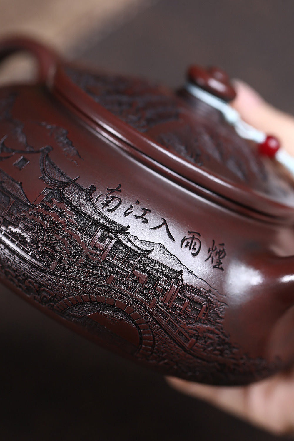 宜兴紫砂茶壶 [江南寒江] (古铜乌泥 - 650ml)