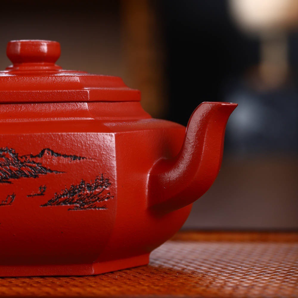Full Handmade Yixing Zisha Teapot [Liufang Xue Hua Pot] (Zhu Ni - 350ml)