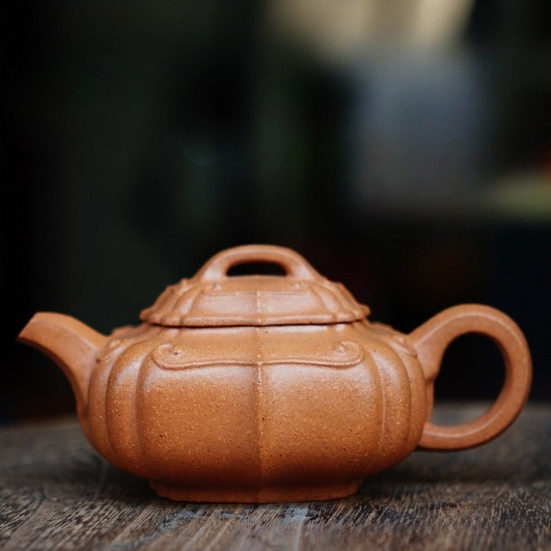 Full Handmade Yixing Zisha Teapot [Jinnang Ruyi Pot] (Jiang Po Ni - 190ml)