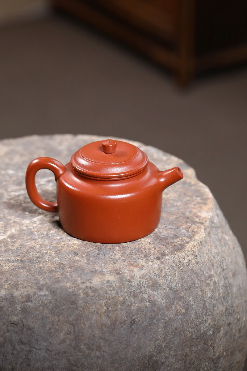 Yixing-Zisha-Teekanne [De Zhong] (Zhao Zhuang Zhu Ni – 220 ml)