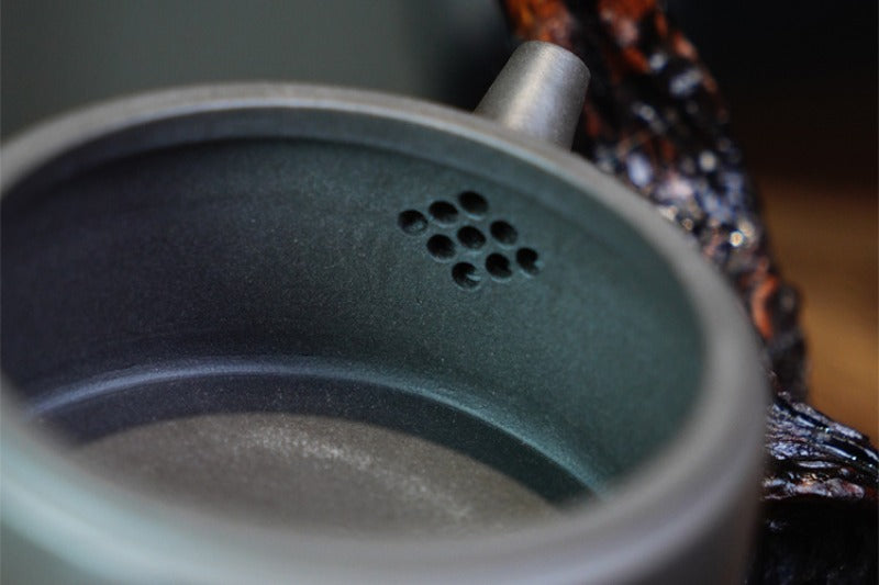 全手工宜兴紫砂茶壶 [汉瓦壶] (青灰泥 - 180ml)