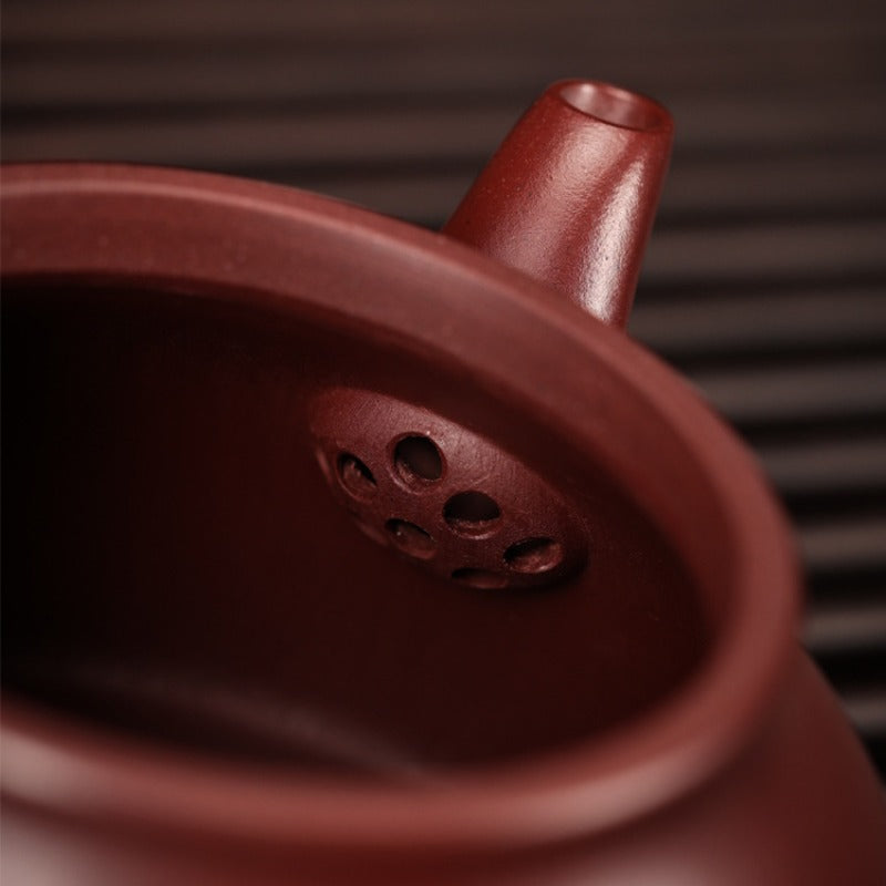Vollständig handgefertigte Yixing-Zisha-Teekanne 【Huan Yin Kanne】 (Long Xue Sha - 160 ml)