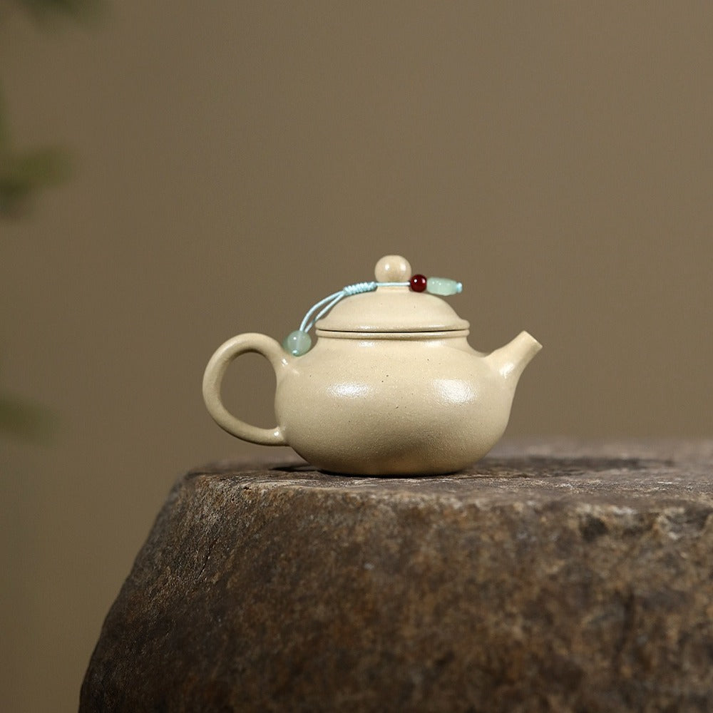 Yixing Zisha Teekanne [Mini Rong Tian] (Bensan Lu Ni - 140ml)