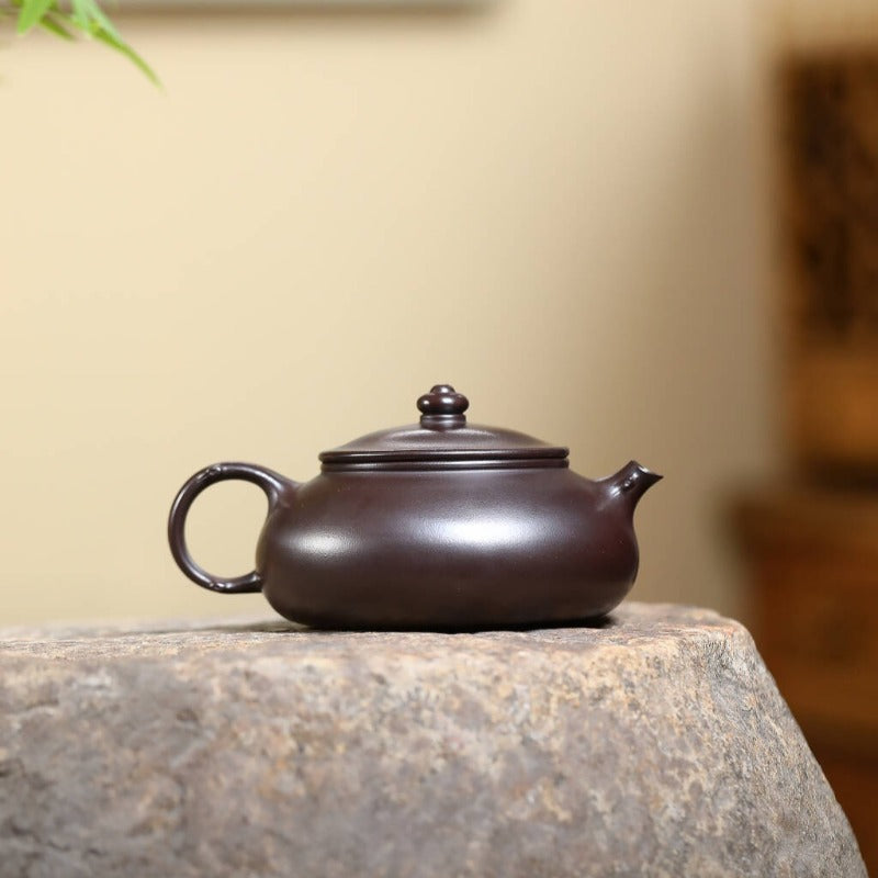 Yixing Zisha Teapot [Peach Leaf Han Jiang] (Zi Ni - 240ml)