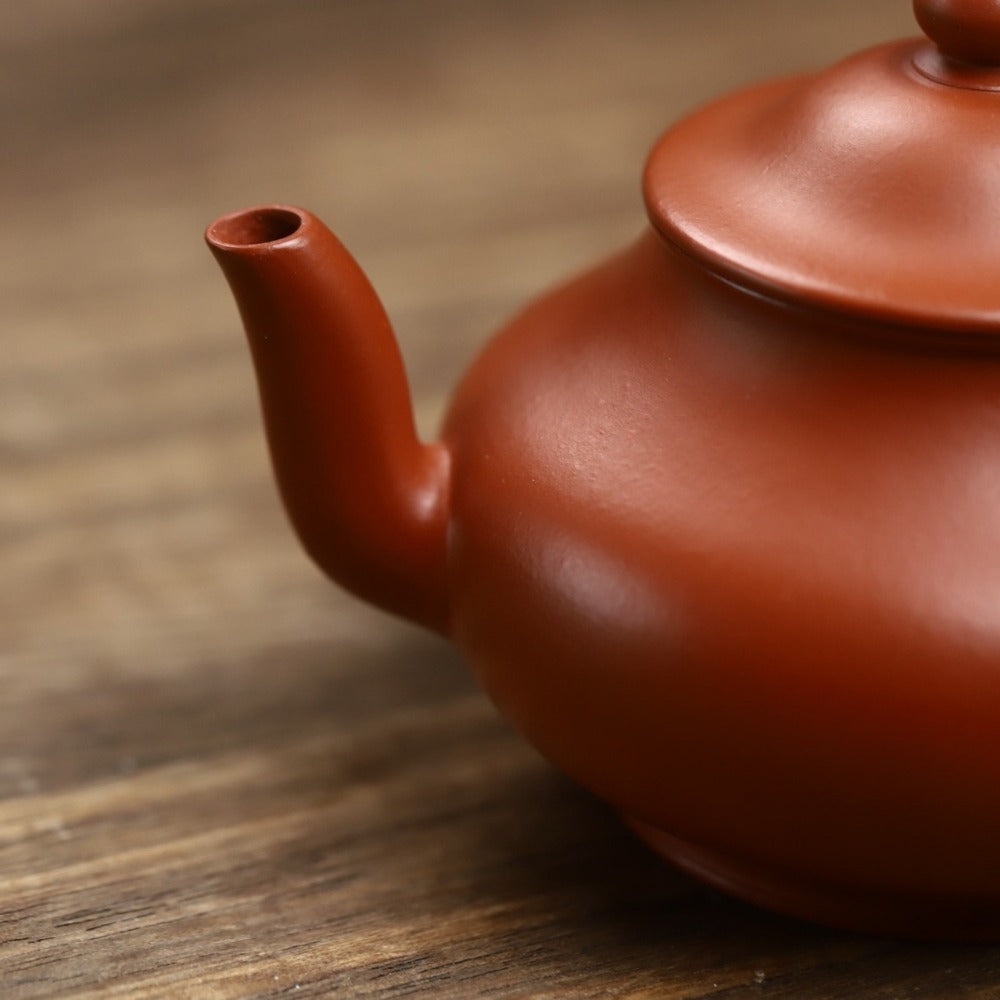 Théière Yixing Zisha entièrement faite à la main [Chapeau de paille] (Xiao Meiyao Zhu Ni - 120ml)