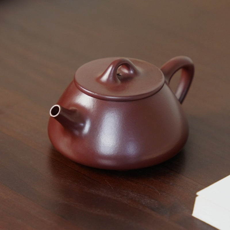 Full Handmade Yixing Zisha Teapot [Ping Gai Shi Piao Pot] (Zi Zhu Ni - 170ml)