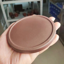 Load image into Gallery viewer, Yixing Zisha Tea Mug with Filter [Ruyi] | 宜兴紫砂原矿绿泥/紫泥 手工刻绘 [如意] (带茶滤/茶水分离) 盖杯
