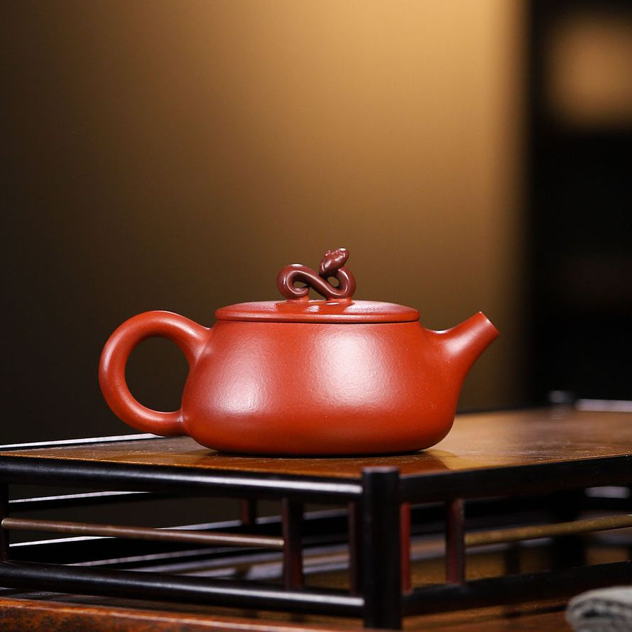 Yixing Zisha Teapot [Ruyi Shi Piao 如意石瓢] (Dahongpao - 170ml)