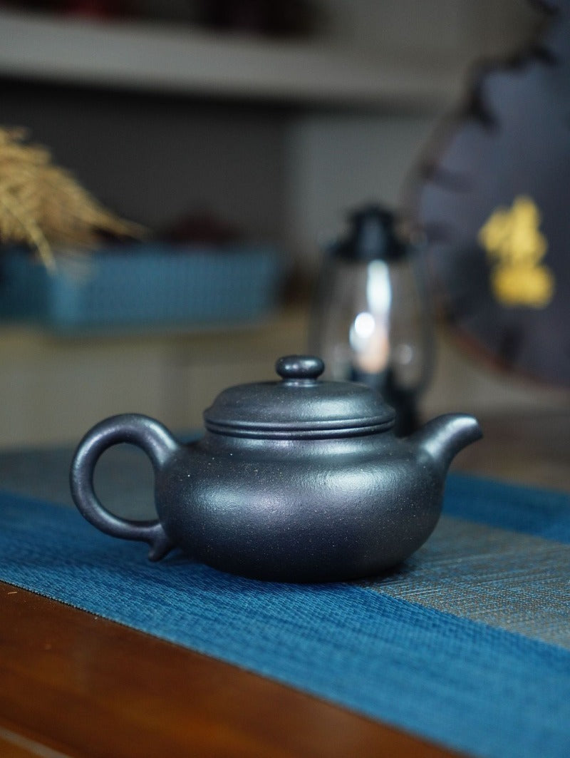 Théière Yixing Zisha entièrement faite à la main [Pot Fanggu] (Zhu Ni cuite en réduction - 260ml)