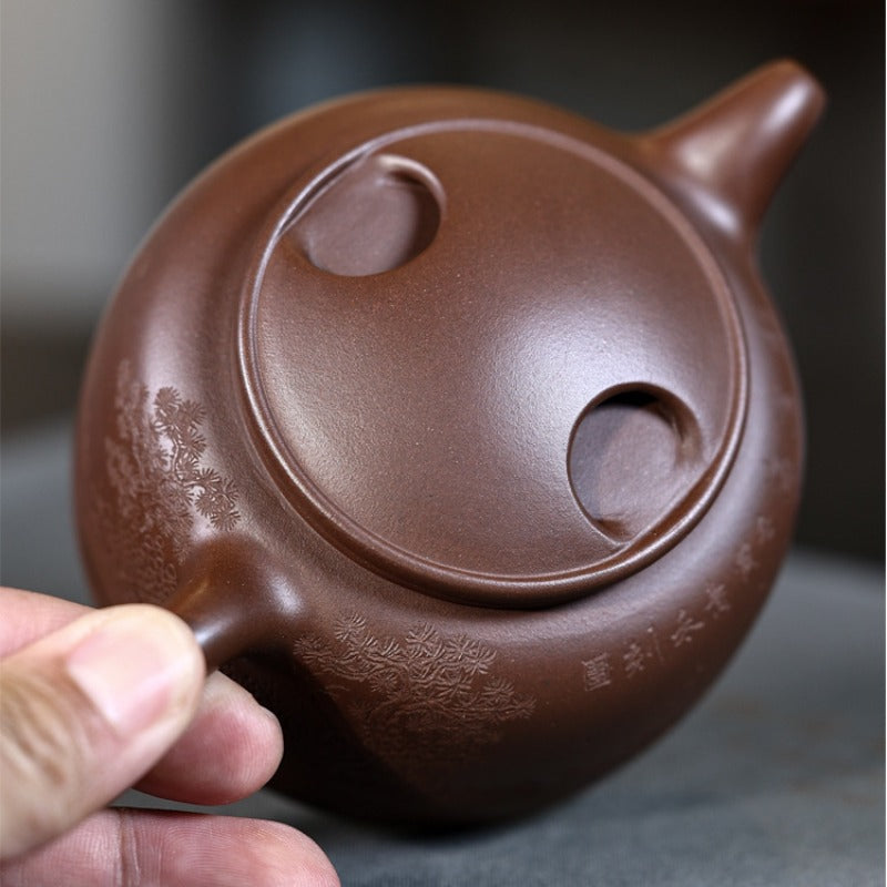 Full Handmade Yixing Zisha Teapot [Niu Gai Lianzi Pot] (Zi Ni - 230ml)