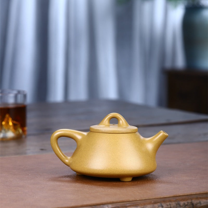 Yixing Zisha Teapot [Ziye Shi Piao] (Huangjin Duan Ni - 240ml)