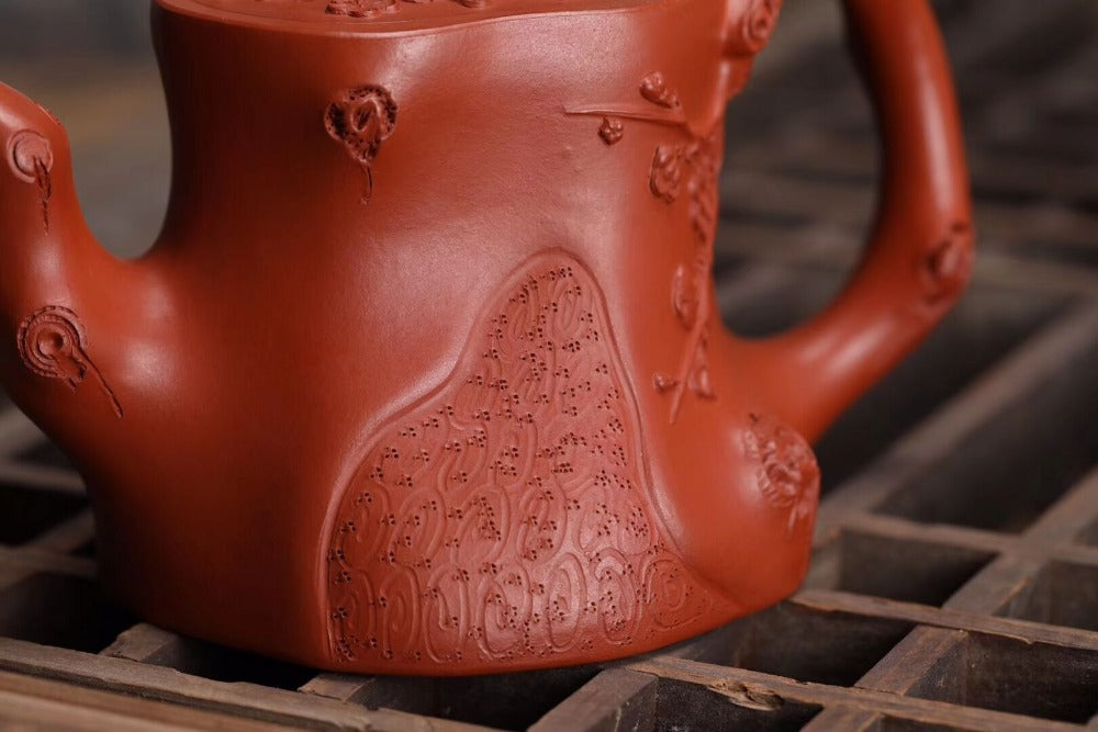 Full Handmade Yixing Zisha Teapot [Plum Tree Trunk Pot] (Zhu Ni - 300ml)