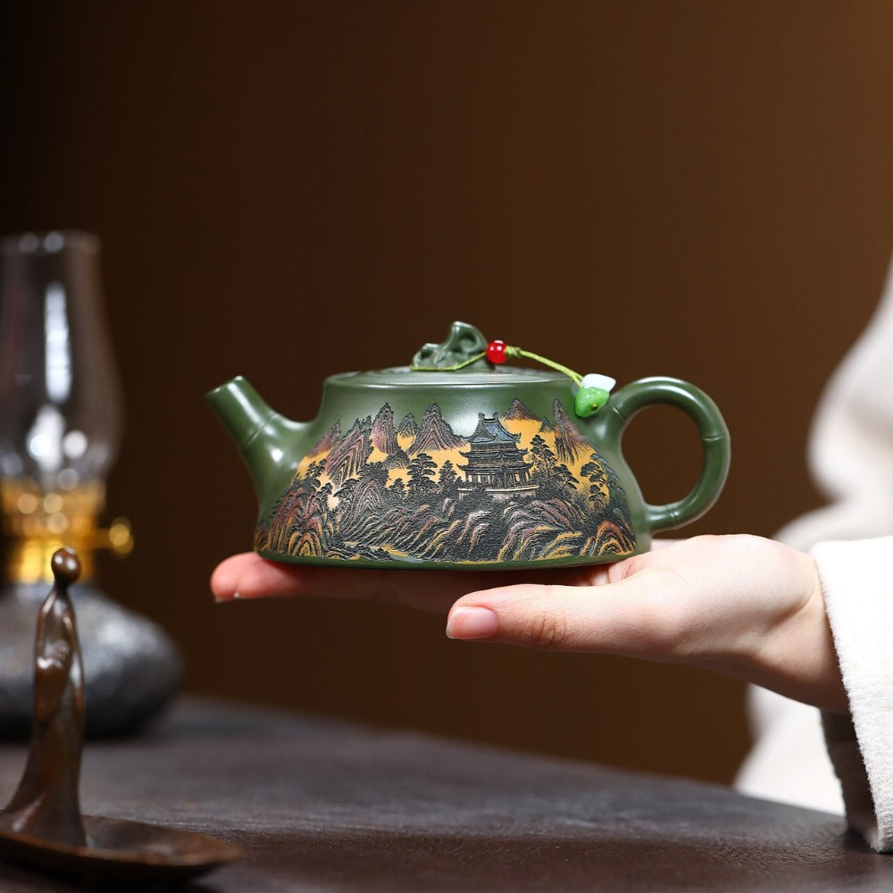 Yixing Zisha Teapot [Mountains & Rivers] (Lu Ni - 230ml)