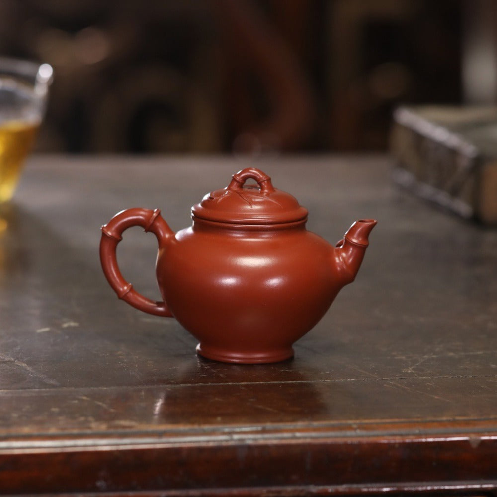 Vollständig handgefertigte Yixing Zisha Teekanne [Bao Chun Pot] (Dahongpao - 210ml)