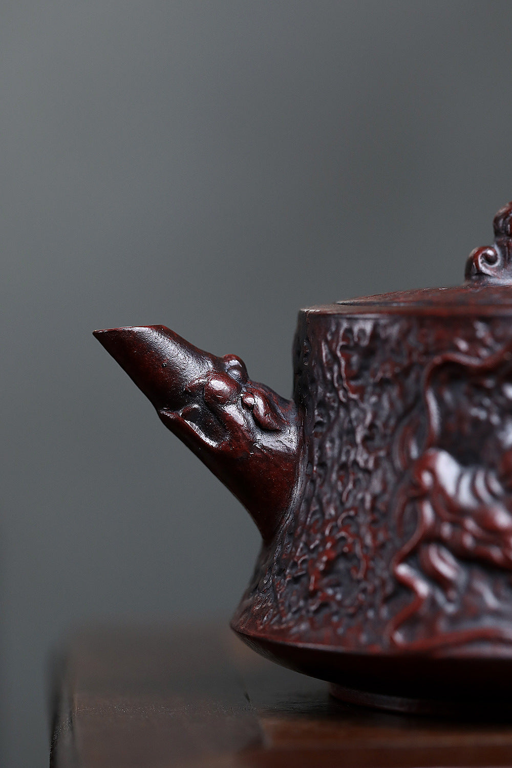 Yixing Zisha Teapot [Dragon Zhu Chu] (Tie Xie Hong Sha - 350ml)