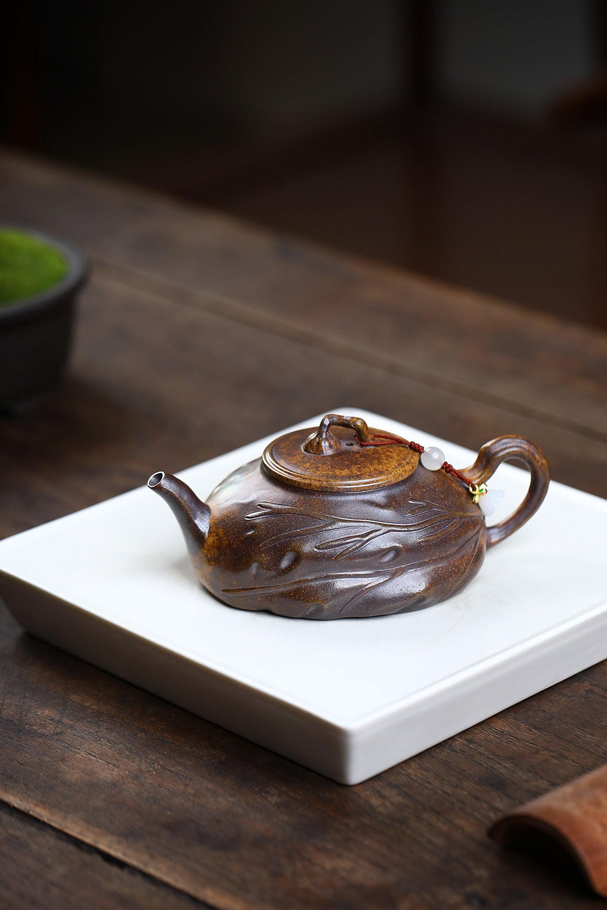 Théière Yixing Zisha [Yiye Zhiqiu] (Argile Jinsha cuite au bois de Longgu - 170 ml)