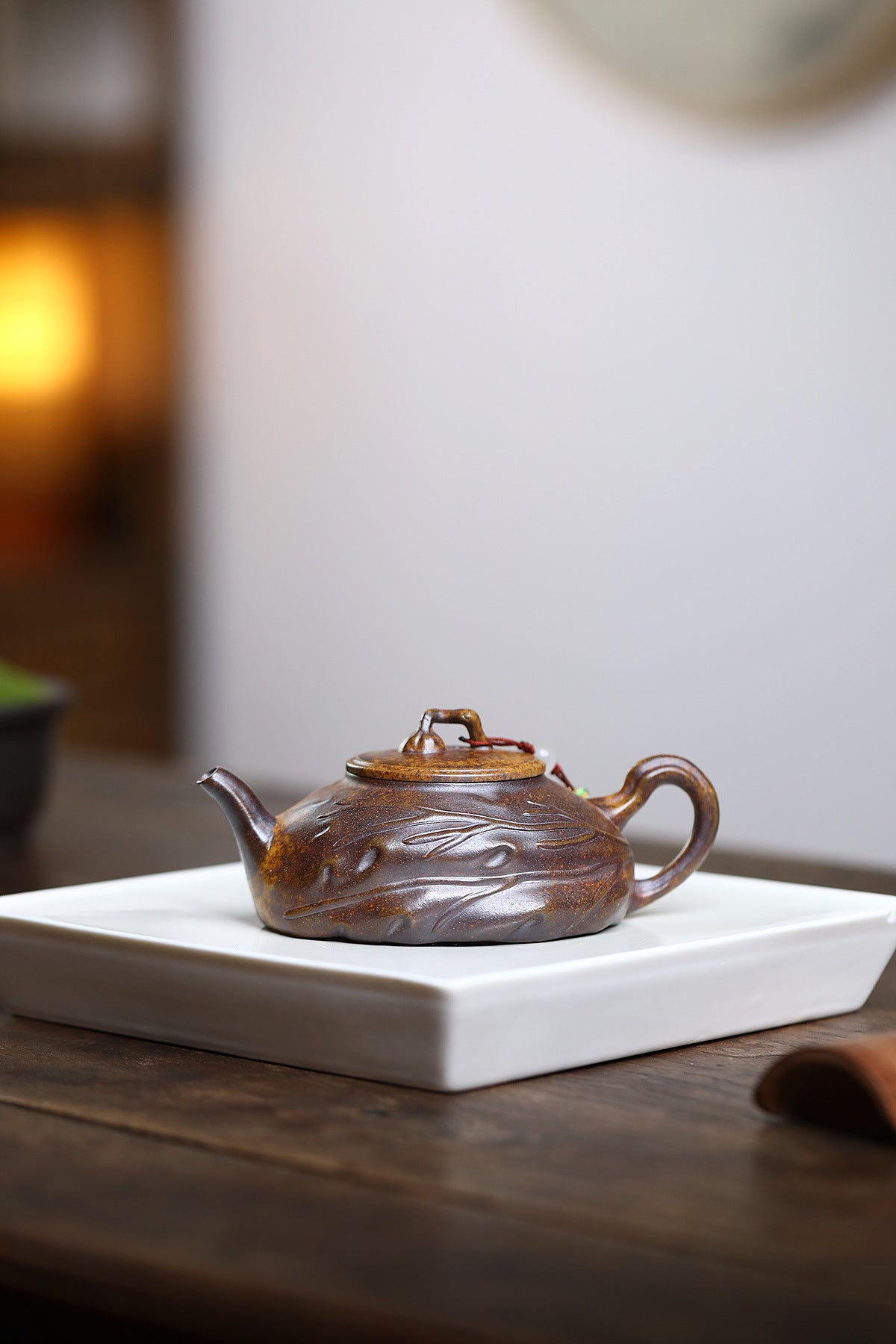 Théière Yixing Zisha [Yiye Zhiqiu] (Argile Jinsha cuite au bois de Longgu - 170 ml)