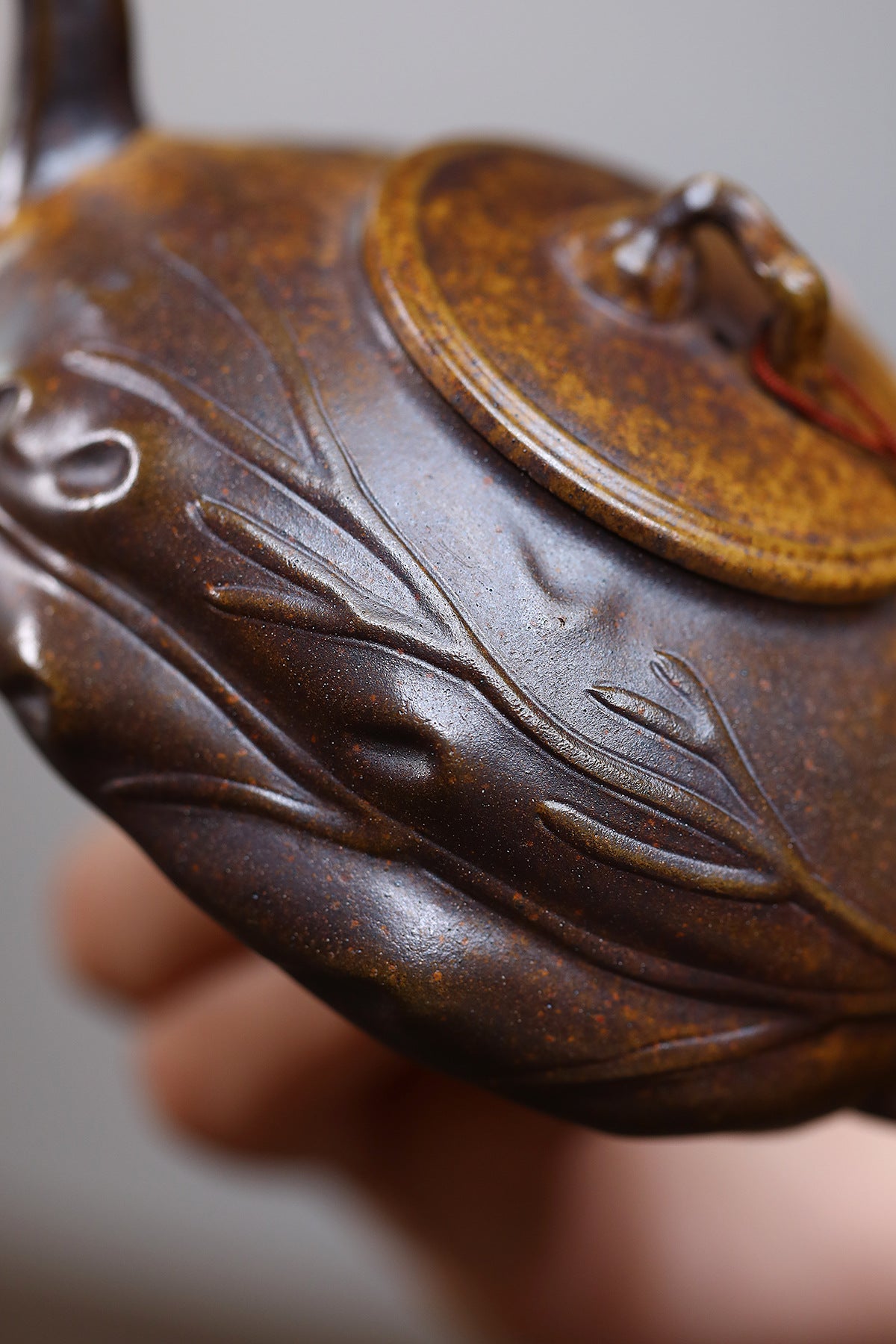 Théière Yixing Zisha [Yiye Zhiqiu] (Argile Jinsha cuite au bois de Longgu - 170 ml)