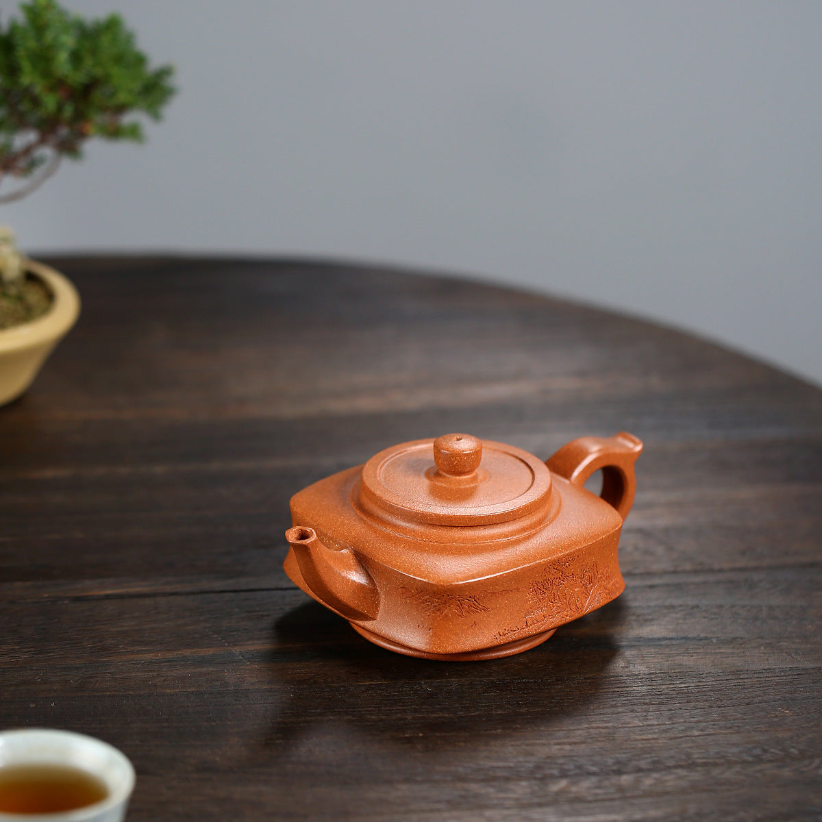 Yixing Zisha Teapot [Sifang Zhou Pan 四方周盘] (Hong Jiang Po Ni - 270ml)