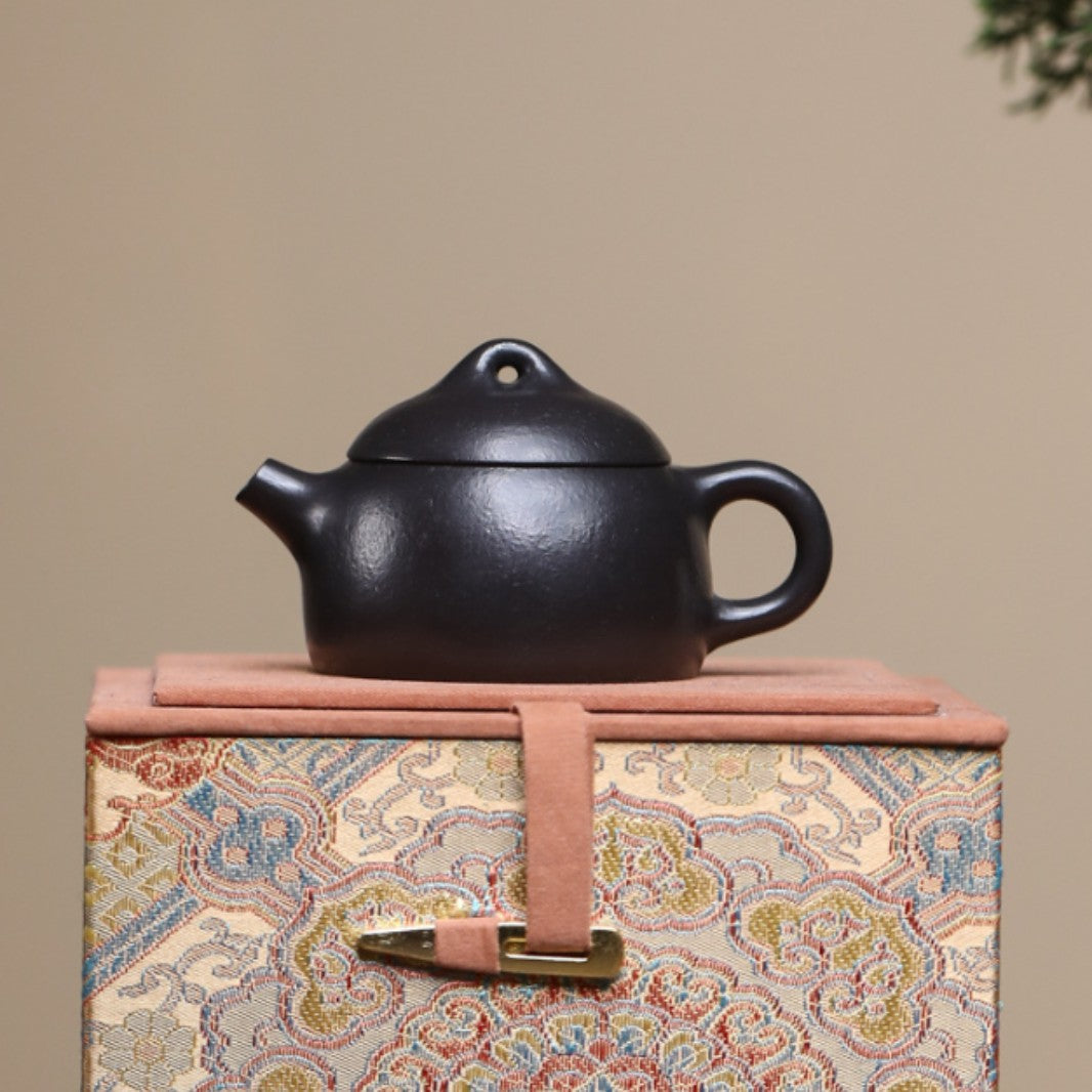Yixing Zisha Teapot [Mini Qin Quan] (Wrinkled Skin Zhu Ni - 50ml)