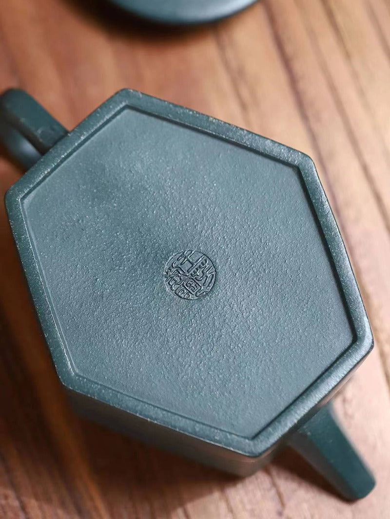 Yixing Zisha Teapot [Liufang Lianhua] (Lu Ni - 340ml)