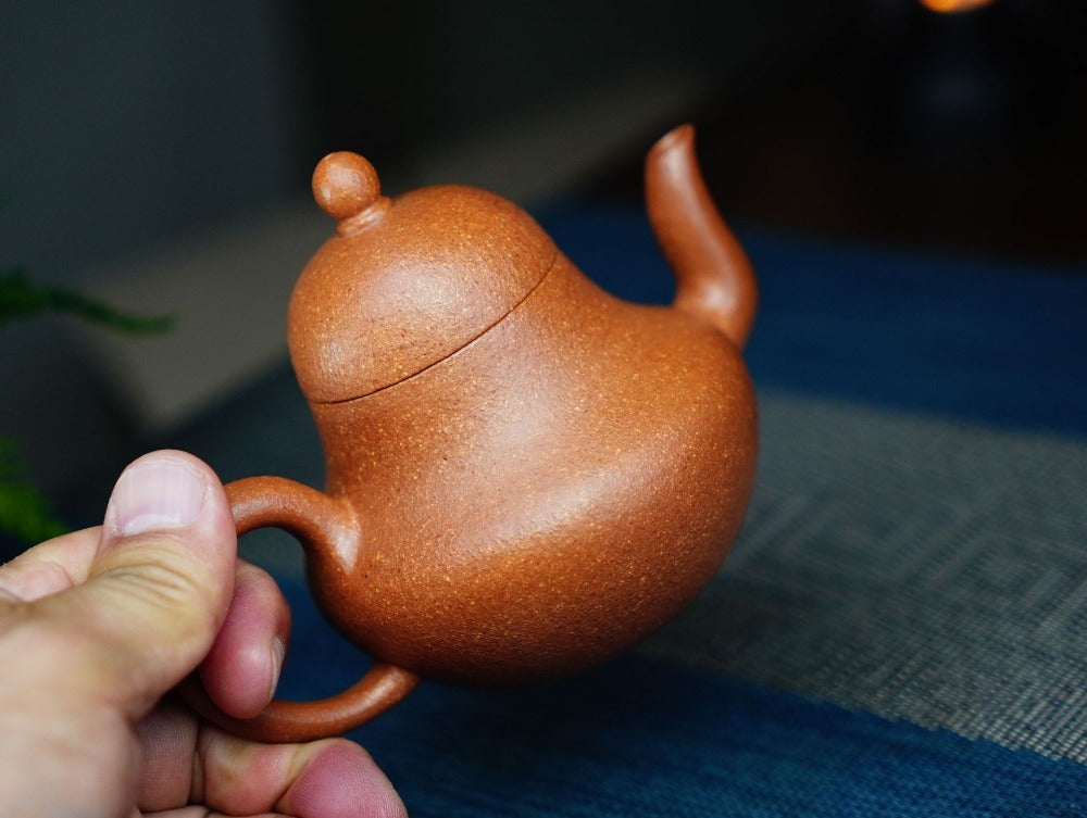 Full Handmade Yixing Zisha Teapot [Si Ting Pot] (Jiang Po Ni - 200ml)