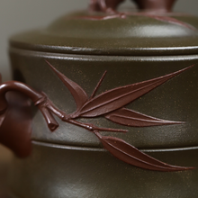 Load image into Gallery viewer, Full Handmade Yixing Zisha Teapot [Bi-color Bamboo Pot 双色竹段壶] (Lu Ni - 125/175/270ml)
