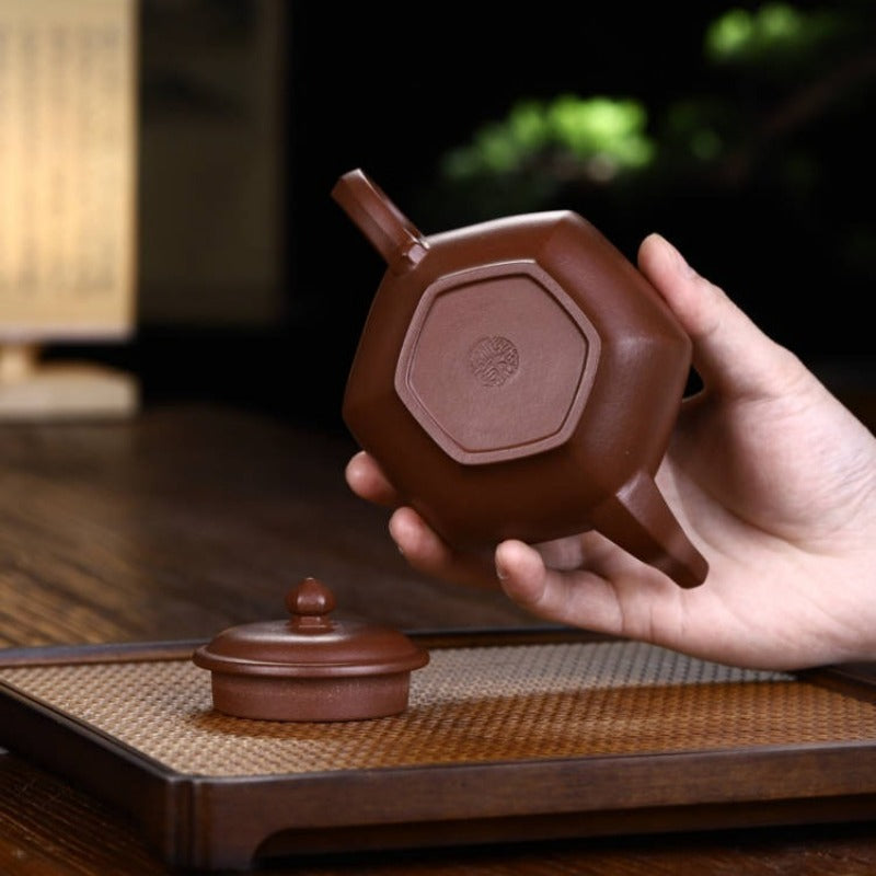 Théière Yixing Zisha entièrement faite à la main [Pot Liufang Xiao Ying] (Di Cao Qing - 280 ml)