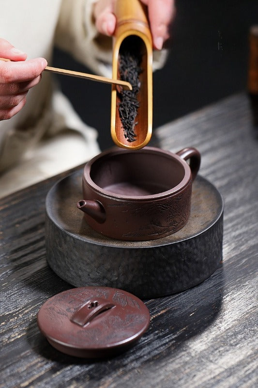Yixing Zisha Teapot [Xishan Hanwa] (Lao Zi Ni - 180ml)