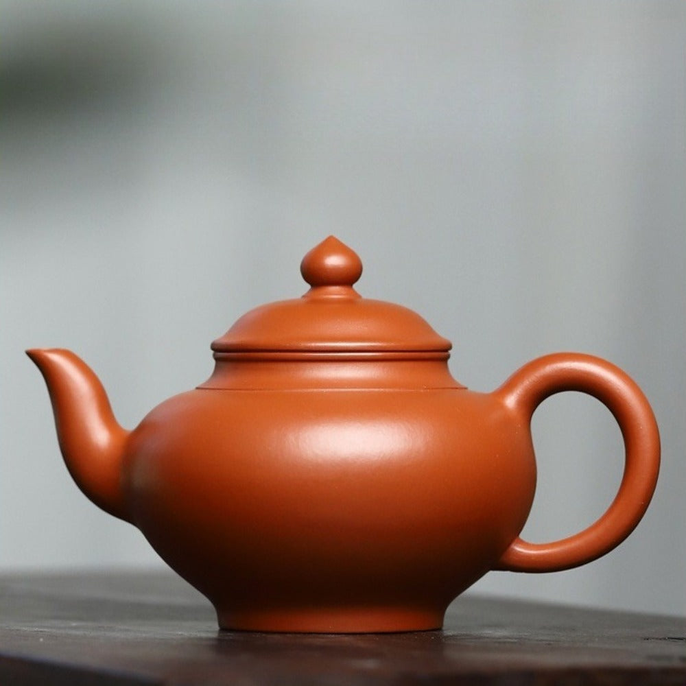 Vollständig handgefertigte Yixing Zisha Teekanne [Xiao Ying Pot] (Zhao Zhuang Zhu Ni- 240ml)