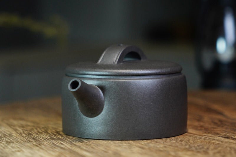 全手工宜兴紫砂茶壶 [汉瓦壶] (青灰泥 - 180ml)