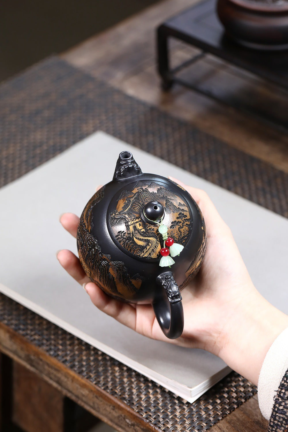 Yixing Zisha Teapot [The Great Wall] (Shi Huang - 320ml)