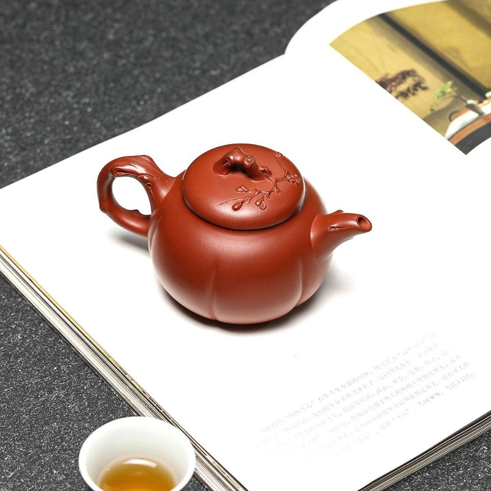 Full Handmade Yixing Zisha Teapot [Jin Mei Pot] (Qing Shui Ni - 220ml)