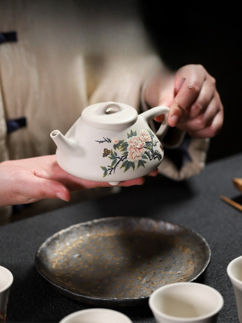 Full Handmade Yixing Zisha Teapot [Flowers Collection] 1 Pot 4 Cups Set (Bei Duan Ni - 245ml)